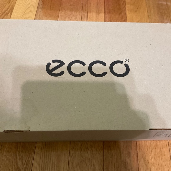 Ecco women high cut zip boots, black leather, 8-8.5 size, very comfortable, - Picture 6 of 8